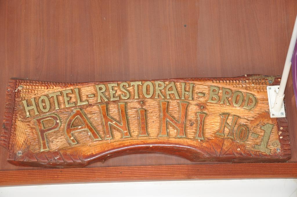 Hotel Brod Panini Велес Екстериор снимка