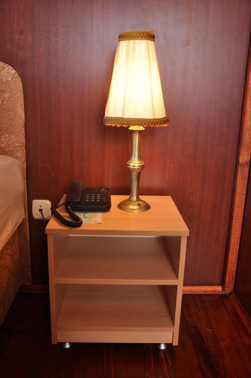 Hotel Brod Panini Велес Стая снимка